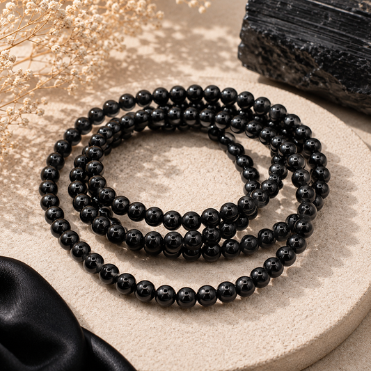🖤 Schwarzer Turmalin Armband – Schutz & Erdung 🖤

6 mm Perlen | Handgefertigt | 18 cm Umfang